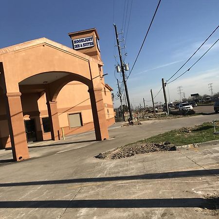 Moonlight Inn & Suites Houston Exterior photo